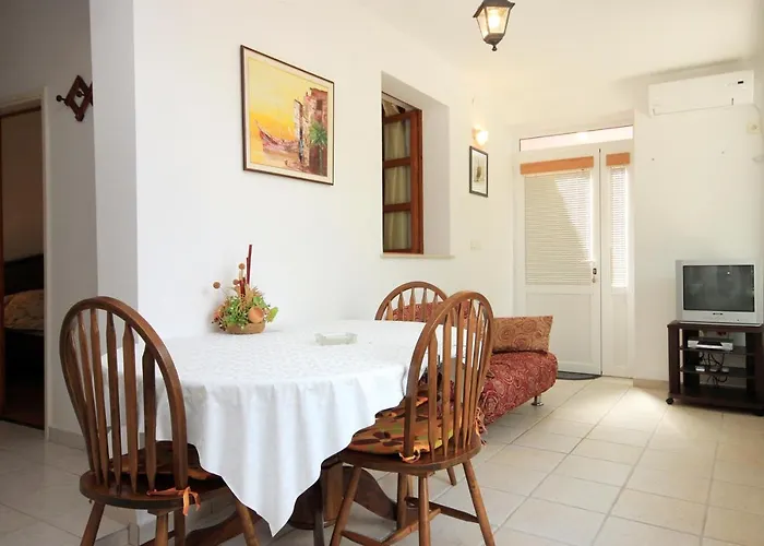 Apartment By The Sea Brna, Korcula - 574